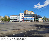 Деловой центр "Сапфир". Торговый центр "Богатырь". Супермаркет "Супер Лента"Краснобогатырская улица, 13. Район Богородское. Москва (2024 год). Редакционное фото, фотограф lana1501 / Фотобанк Лори
