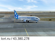 Passenger airliner Boeing 737-300 of SCAT Kazakh Airlines (2023 год). Редакционное фото, фотограф Евгений Ткачёв / Фотобанк Лори