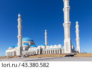 Mosque Hazrat Sultan in n the capital Astana. Republic of Kazakhstan (2023 год). Стоковое фото, фотограф Евгений Ткачёв / Фотобанк Лори