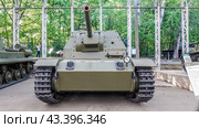 Самоходная артиллерийская установка СУ-76И образца 1943 года. СССР. Экспозиция боевой техники в музее Парка Победы в Москве. Техника времен второй мировой войны (2024 год). Редакционное фото, фотограф Константин Григорьев / Фотобанк Лори