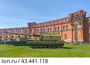 122-мм гаубица Д-30. Военно-исторический музей артиллерии, инженерных войск и войск связи Министерства обороны Российской Федерации, Санкт-Петербург (2023 год). Редакционное фото, фотограф Мария Кылосова / Фотобанк Лори