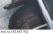 Укладка асфальта,битумная смесь, новая дорога laying asphalt, bitumen mixture, new road. Стоковое видео, видеограф Опока Алексей / Фотобанк Лори