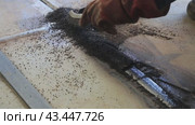 Welding work, welding seam, metal, welder сварочные работы, сварочный шов, металл, сварщик. Стоковое видео, видеограф Опока Алексей / Фотобанк Лори