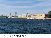 Panoramic view of St. Petersburg and Neva river in summer (2024 год). Редакционное фото, фотограф Евгений Харитонов / Фотобанк Лори