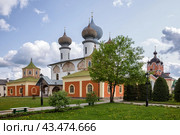 Temples of the Tikhvin Monastery (2023 год). Стоковое фото, фотограф Юлия Бабкина / Фотобанк Лори