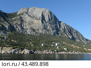 Берег Черного моря. Бухта Ласпи. Крым (2021 год). Редакционное фото, фотограф Free Wind / Фотобанк Лори