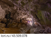 Карстовые пещеры на территории Пинежского заповедника (2016 год). Стоковое фото, фотограф Николай Гернет / Фотобанк Лори