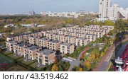 Москва. проспект Маршала Жукова. Живописный мост. жилой комплекс Берег Столицы (2024 год). Стоковое видео, видеограф Сергей Татаринцев / Фотобанк Лори