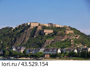 Castle in Rhine Valley in west Germany (2015 год). Стоковое фото, фотограф Сергей Стрелков / Фотобанк Лори