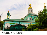 Городской пейзаж. Церковь Митрофана Воронежского. Воронеж (2024 год). Стоковое фото, фотограф Владимир Шибаев / Фотобанк Лори