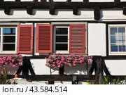 Half-timbered ( Fachwerk ) house in Maulbronn, Germany (2015 год). Стоковое фото, фотограф Сергей Стрелков / Фотобанк Лори
