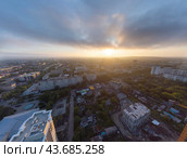 Город Уссурийск на закате (2024 год). Стоковое фото, фотограф Павел Сапрыкин / Фотобанк Лори