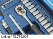 Комплект инструментов на белом фоне. Kit of tools for repair of technique. Стоковое фото, фотограф Татьяна Д / Фотобанк Лори