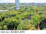 Бабушкинский парк культуры и отдыха в Москве (2024 год). Стоковое фото, фотограф Александр Замараев / Фотобанк Лори