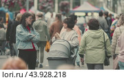 Уличная еда 7 (2024 год). Редакционное видео, видеограф Александра  Ястребова / Фотобанк Лори