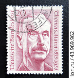 Почтовая марка ФРГ Годовщина смерти Томаса Манна Томас Манн 1956 (2024 год). Редакционное фото, фотограф Сергей Афанасьев / Фотобанк Лори
