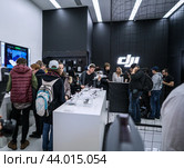 MOSCOW RUSSIA:01 APR 2017 - DJI Quadcopter Drone store opening ceremony in Moscow. Редакционное фото, фотограф Андрей Армягов / Фотобанк Лори