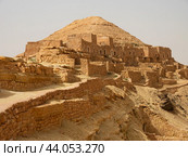 Ancient stone houses and on the mountain slopes in Guermassa region. South Tunisia. Tatouine governorate,Tunisia. Стоковое фото, фотограф Яков Филимонов / Фотобанк Лори