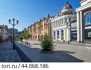 Пешеходная улица Урицкого. Город  Иркутск (2024 год). Стоковое фото, фотограф Александр Тараканов / Фотобанк Лори