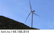 Masen windmill or wind turbine in rotation to generate electricity energy (2024 год). Редакционное видео, видеограф Евгений Ткачёв / Фотобанк Лори