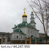 Церковь Святителя Иннокентия митрополита Московского. Улица Школьная, дом 7а, посёлок Звёздный, ЗАТО Звёздный городской округ, Пермский край (2018 год). Стоковое фото, фотограф Алексей Иванов / Фотобанк Лори