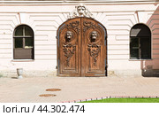 Дворец Строгановых (внутренний двор). Санкт-Петербург. Россия (2024 год). Редакционное фото, фотограф E. O. / Фотобанк Лори