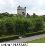 13 шлюз Волго-Донского канала (2024 год). Редакционное фото, фотограф Сергей Миляев / Фотобанк Лори