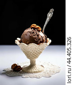 Ice cream for those with a sweet tooth. Dessert. Стоковое AI-изображение, AI-художник Сергей Елизарьев / Фотобанк Лори