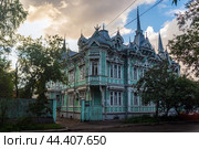Томск. Особняк архитектора С.В.Хомича (2024 год). Редакционное фото, фотограф Свитич Олег / Фотобанк Лори