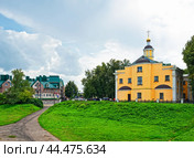 Храм Илии Пророка. Город Рязань (2024 год). Редакционное фото, фотограф Макаров Алексей / Фотобанк Лори