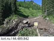 Avalanche debris at Nizhny Butakovsky waterfall, Kazakhstan. Стоковое фото, фотограф Алексей Кузнецов / Фотобанк Лори