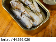 Open can of sardines in oil. Стоковое фото, фотограф Яков Филимонов / Фотобанк Лори