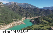 Aerial view Llosa del Cavall reservoir. Cardener. Catalonia, Spain. Стоковое видео, видеограф Яков Филимонов / Фотобанк Лори