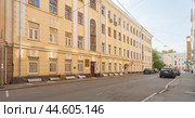 Дом в котором находится мемориальный Музей-квартира Васнецова А.М. Фурманный пер., 6 Москва Россия (2024 год). Редакционное фото, фотограф Владимир Чинин / Фотобанк Лори