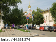 Старинная Московская улица в городе Кирове (2013 год). Редакционное фото, фотограф Солодовникова Елена / Фотобанк Лори