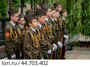 Pyatigorsk, Russia, May 9, 2024 Change of honor guard of the Young Army men of the patriotic club in Pyatigorsk at the Eternal Flame. Eternal Flame and the Great Patriotic War Memorial in Pyatigorsk, Russia, Victory Day. Редакционное фото, фотограф Оксана Медведева / Фотобанк Лори