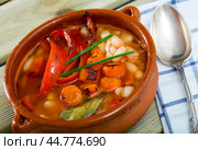 Dish of Bulgarian cuisine Bob Chorba. Стоковое фото, фотограф Яков Филимонов / Фотобанк Лори