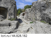 Пещерные города Крыма. Эски-Кермен (2024 год). Стоковое фото, фотограф Яна Королёва / Фотобанк Лори