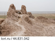Ruins of ancient Ayaz-Kala Fortress (2022 год). Стоковое фото, фотограф Юлия Белоусова / Фотобанк Лори