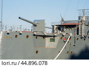 Fragment of protected cruiser Aurora, currently preserved as a museum ship in Saint Petersburg (2024 год). Редакционное фото, фотограф Евгений Харитонов / Фотобанк Лори
