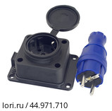 Электрическая розетка и электрическая вилка на белом фоне. Electrical plug and electric socket on white background. Стоковое фото, фотограф Татьяна Д / Фотобанк Лори