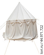 Белая тентовая палатка на белом фоне. White tent on a white background. Стоковое фото, фотограф Татьяна Д / Фотобанк Лори