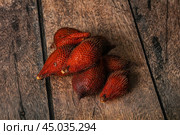 Sweet tropical exotic fruit - sala. Стоковое фото, фотограф Андрей Старостин / Фотобанк Лори