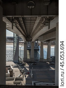 View of under Voroshilovsky bridge in Rostov-on-Don, Russia (2021 год). Редакционное фото, фотограф Elena Odareeva / Фотобанк Лори