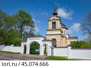 Старинная церковь Михаила Архангела, Лермонтово, Пензенская область (2024 год). Стоковое фото, фотограф Анна Карасева / Фотобанк Лори