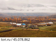 Russian hinterland, a distant village in autumn. Стоковое фото, фотограф Саблин Станислав / Фотобанк Лори
