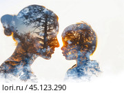 Силуэт матери и ребенка. Стоковое AI-изображение, AI-художник Александр Жуков / Фотобанк Лори