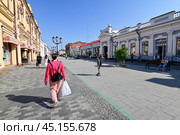 Пешеходная улица Урицкого. Город  Иркутск (2024 год). Редакционное фото, фотограф Александр Тараканов / Фотобанк Лори