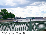 Город Санкт-Петербург. Панорама набережной Невы (2023 год). Стоковое фото, фотограф Александр Тараканов / Фотобанк Лори