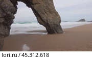 Praia da Adraga sandy beach in Portugal. Стоковое видео, видеограф Михаил Коханчиков / Фотобанк Лори